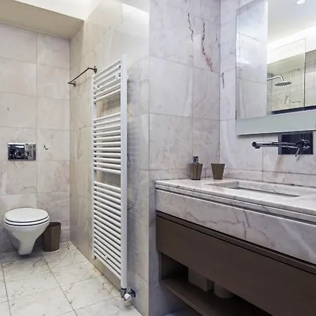 Villa Hidden Sanctuary In Saronida *